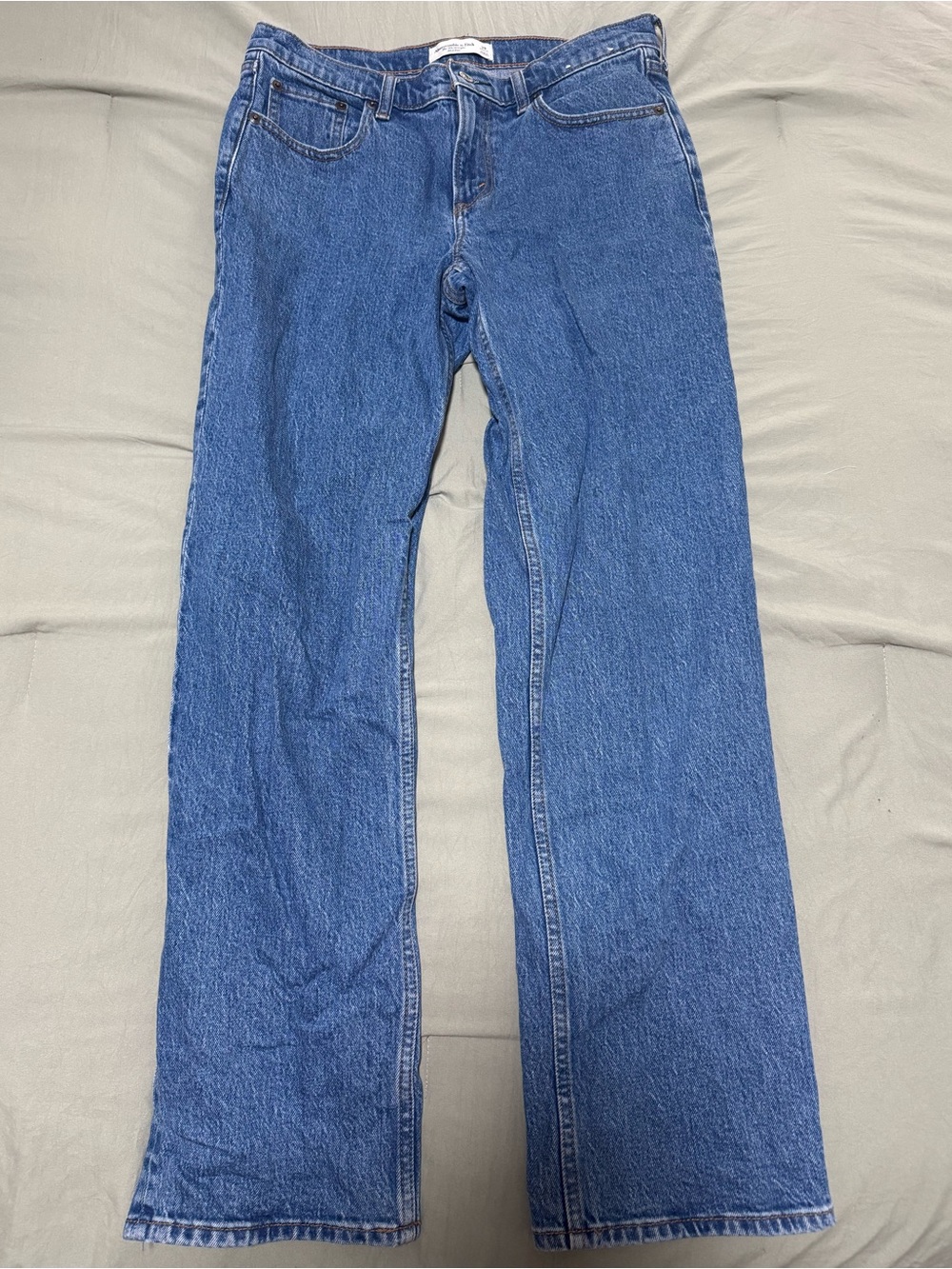 Abercrombie and fitch, the 90s straight mid rise